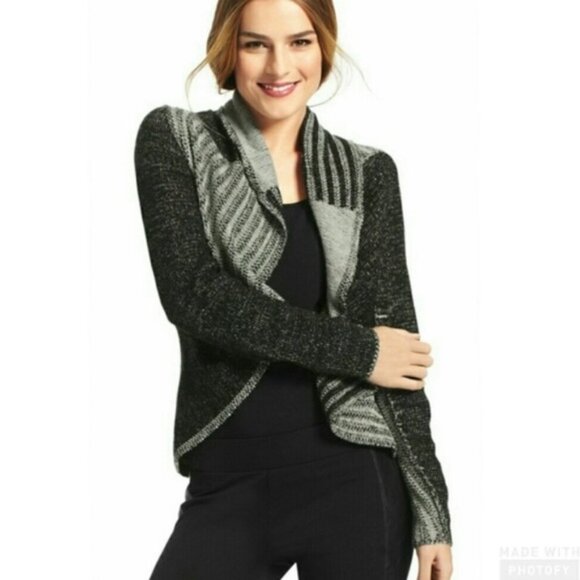 CABI Sweater - Picture 2 of 7